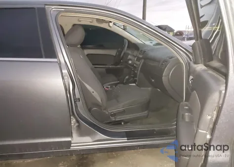 2012 Ford Fusion Se z USA, uszkodzony, nr VIN 3FAHP0HA9CR401956